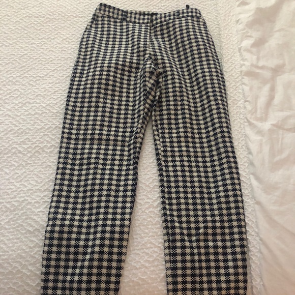 Topshop Pants - White and navy checkered pants!